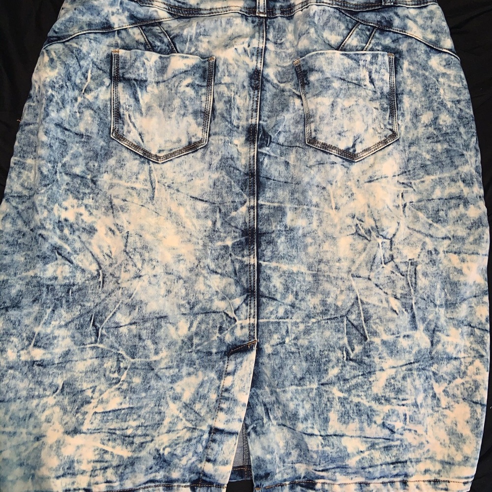 High waist fitted skirt